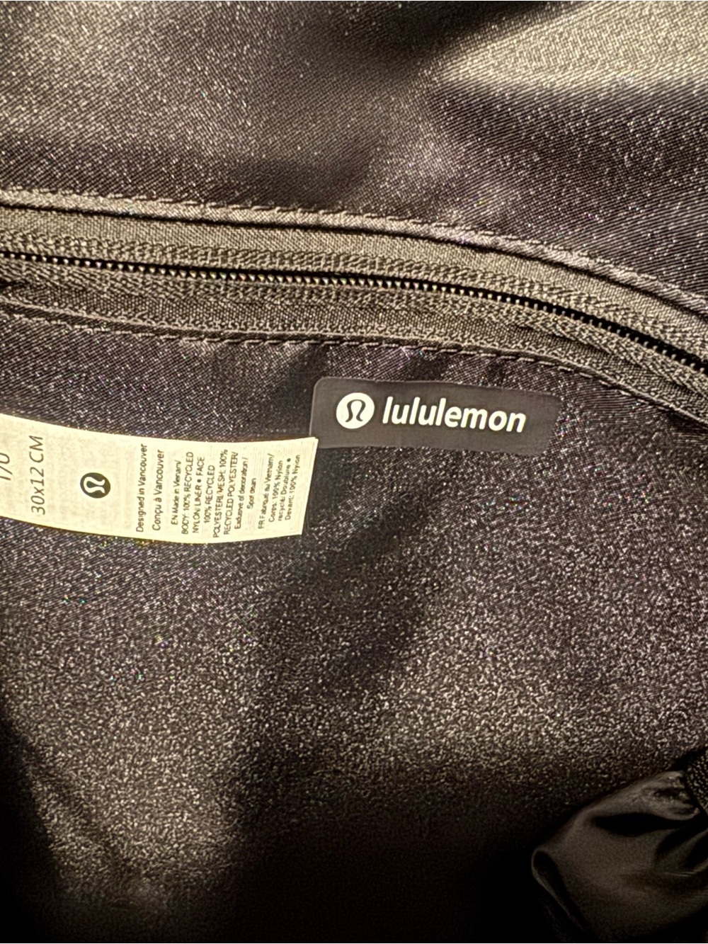 Lululemon Black Women’s Backpack - Sleek Everyday Carry - Picture 6 of 8